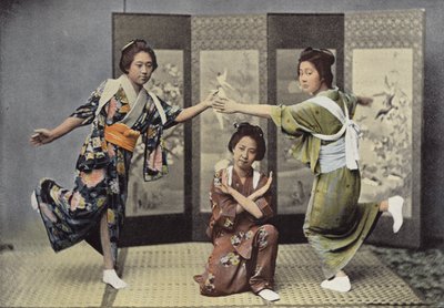 Family Dance in Japan by European Photographer
